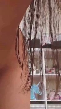 Mora Bollente Vuole Un Grosso Cazzo in Tutti I Suoi Buchi. La Figa Stretta È Sgocciolante.