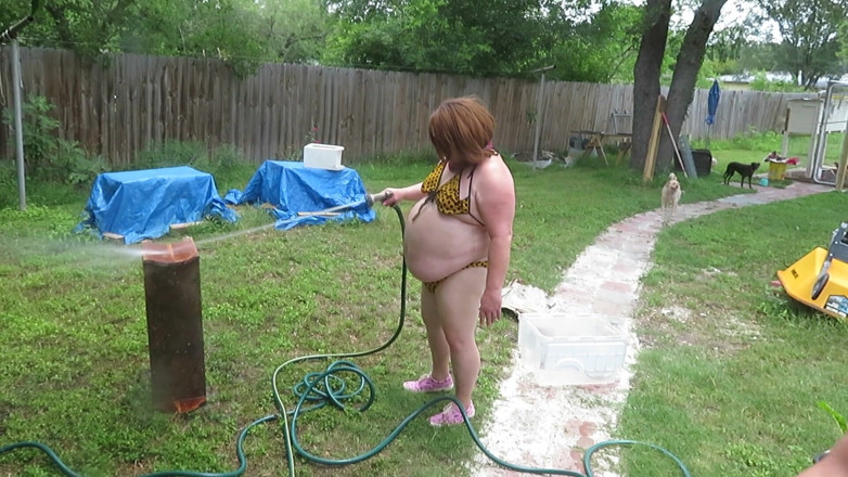 BBW nurse Vicki adventures with friends: Coisas limpas e umas as outras com mangueira eu e...