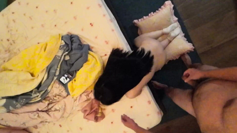 SquishMallow3328: Tutor cina membuatkan saya pancut dengan lidah dan pepeknya