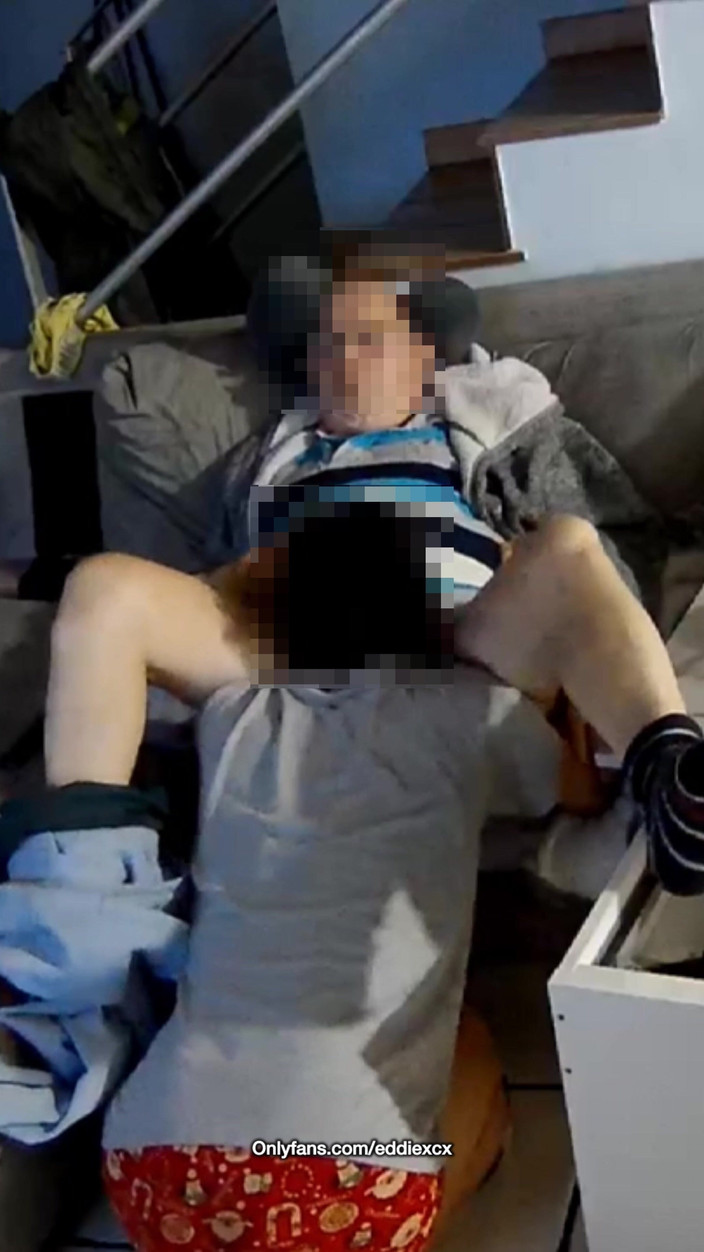 eddiexcxc: Young (19) thổi kèn cho ông nội (69)