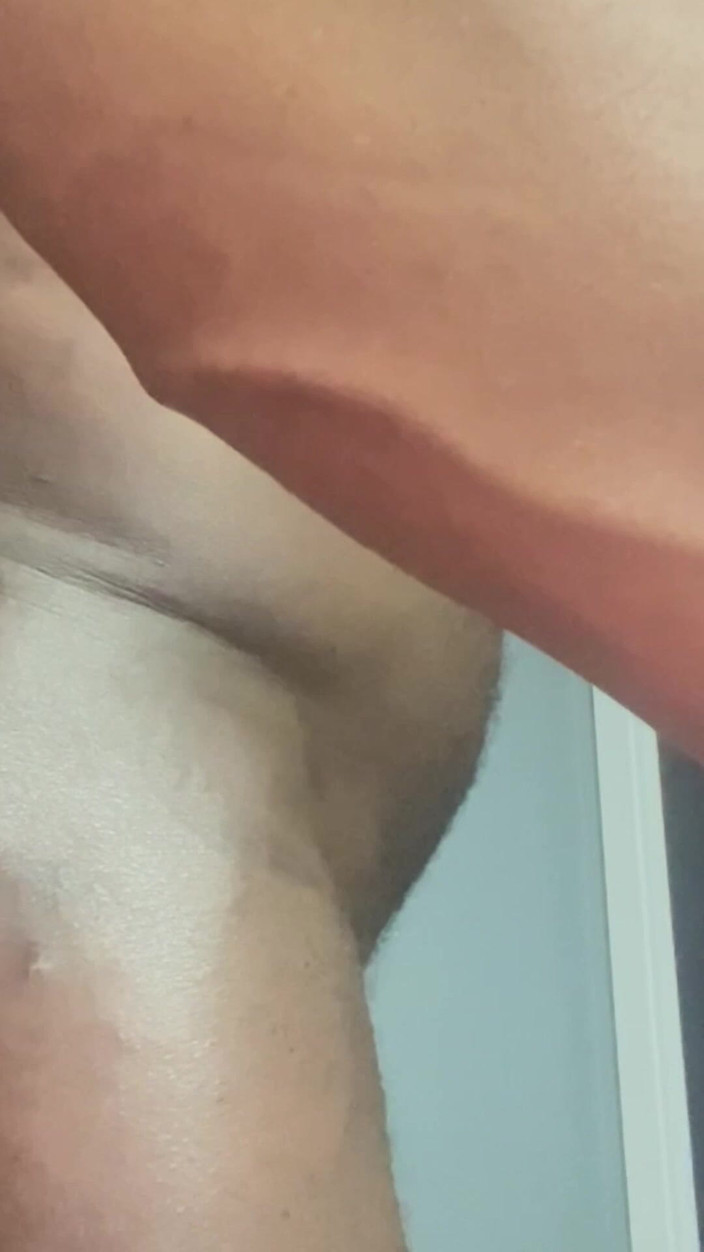 Black mature kinky muscle: Joc interrasial cu țâțe sado-maso