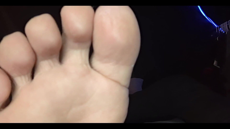 WolfgangWhite: TRUE SISSIES Worship Bare Alpha Male Feet