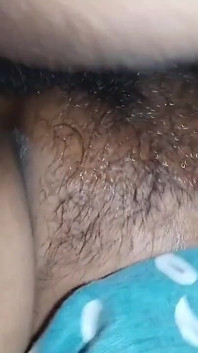 मेरी सौतेली बहन ने तेल से मालिश की और मुझे चोदा