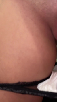 Unrasierte muschi pisst, zusammenstellung mit einem pad! POV!