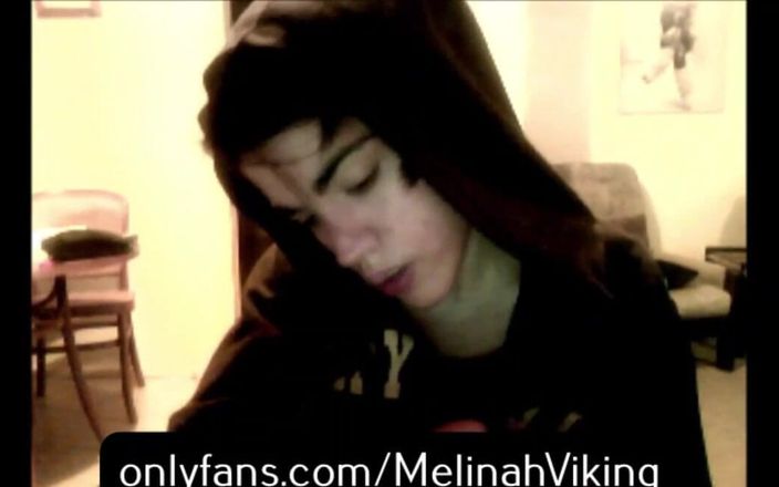 Melinah Viking: Achter de schermen - hoodie-shoot
