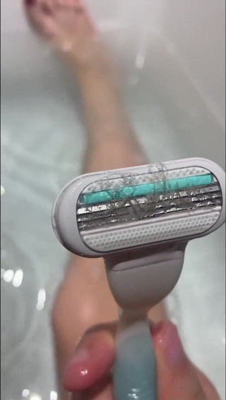 Keiiiti: POV shaving