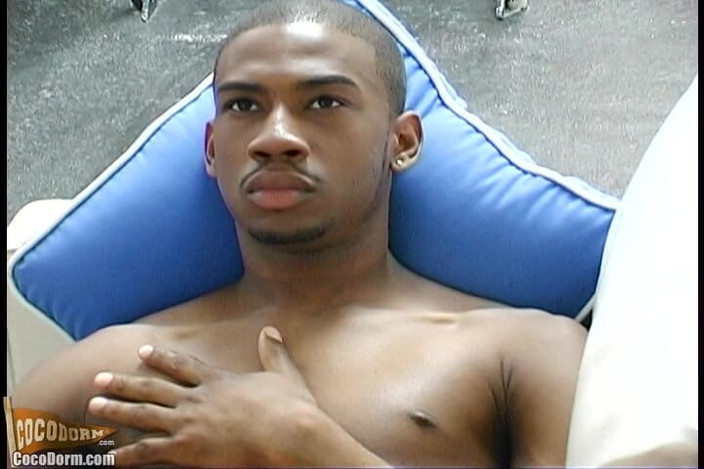 CocoDorm: Лето в колледже