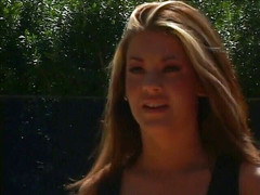 Babe Stars: O tipă drăguță cu țâțe ferme a decis să ia câteva...