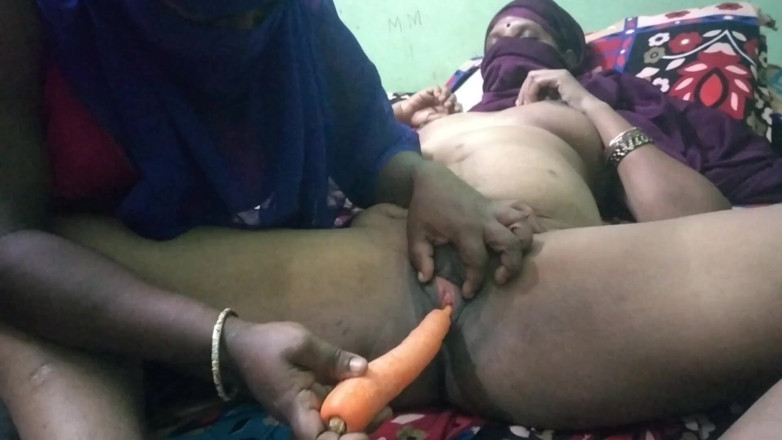 Tamil lesbian: Tamil Coimbatore lesbická hot finguring videa