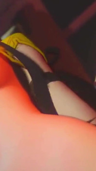 Zenless Zone Zero - Yixuan diszipliniert zwei geile männer mit ihren frechen sexfähigkeiten - Hentai-Animationen 3D