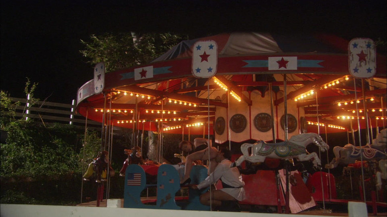 Hand Lotion Studios: Горячая крошка была слишком шаловливой, позволяя соседу трахать ее тугий клитор