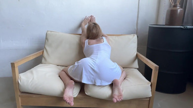 Skinny_lady69: Dyrkan Ass Stretching