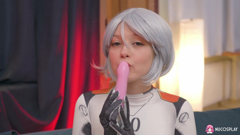 Nu Cosplay: Eva barbie có một cái lồn xinh đẹp như vậy
