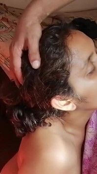 Saya Menunjukkan Pembantu Rumah Video Seks Dan Pepeknya Basah3