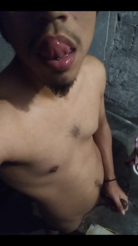 Masturbating with Grand Dick