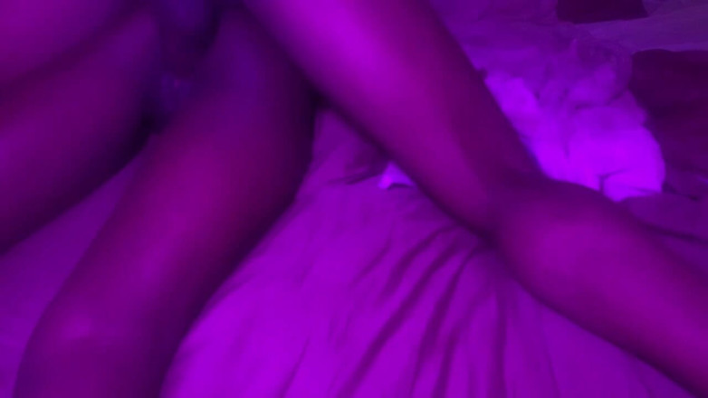 BrownGurl234: Cô bé da đen nóng bỏng gợi cảm khoảnh khắc từ...