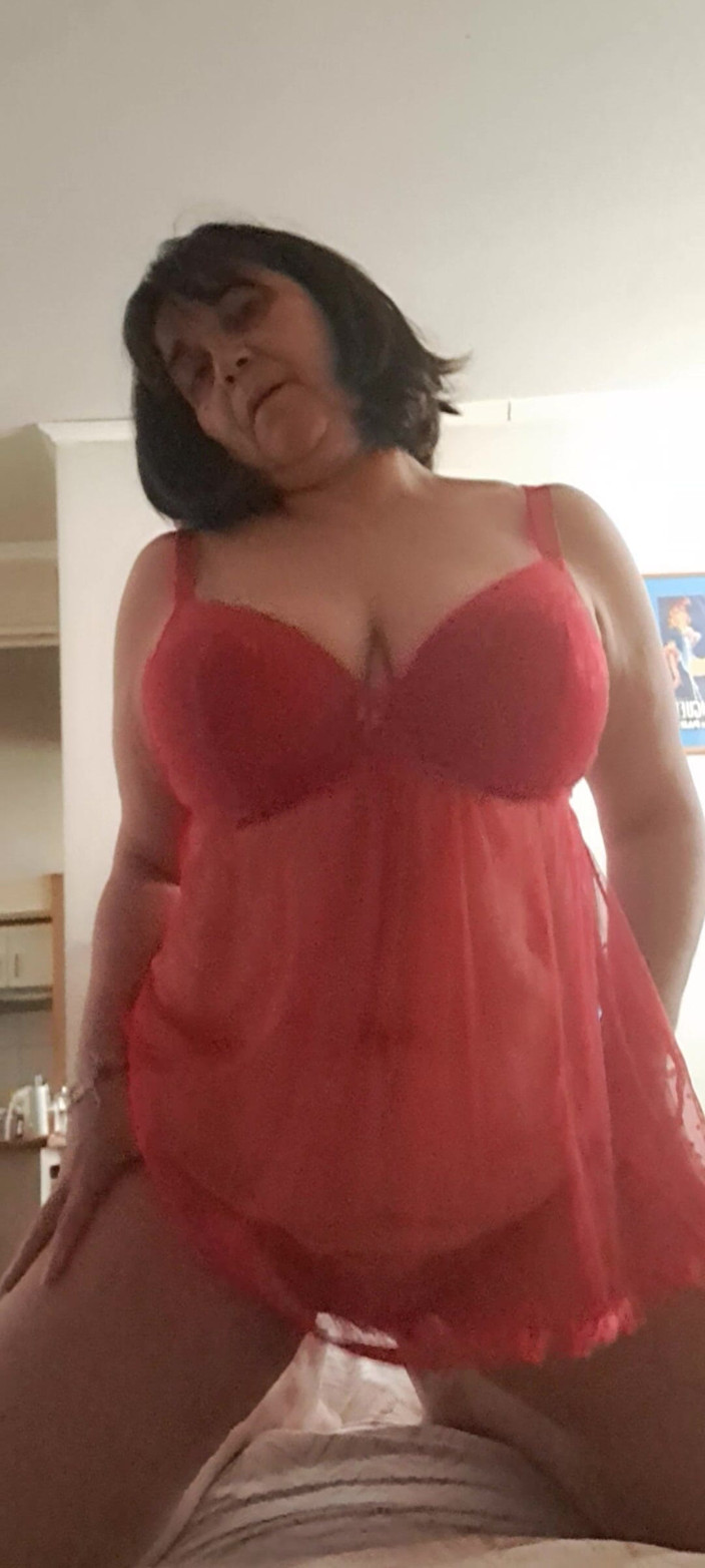 Mommy big hairy pussy: Showing off Hot MILF Tits