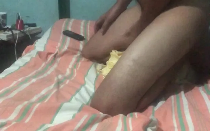 Vinush sex: Wearing panty and bra first time