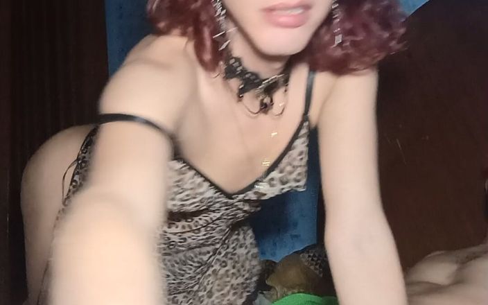 Femboy from Colombia: Las buenas jugadas son para ti, espero que te gustan