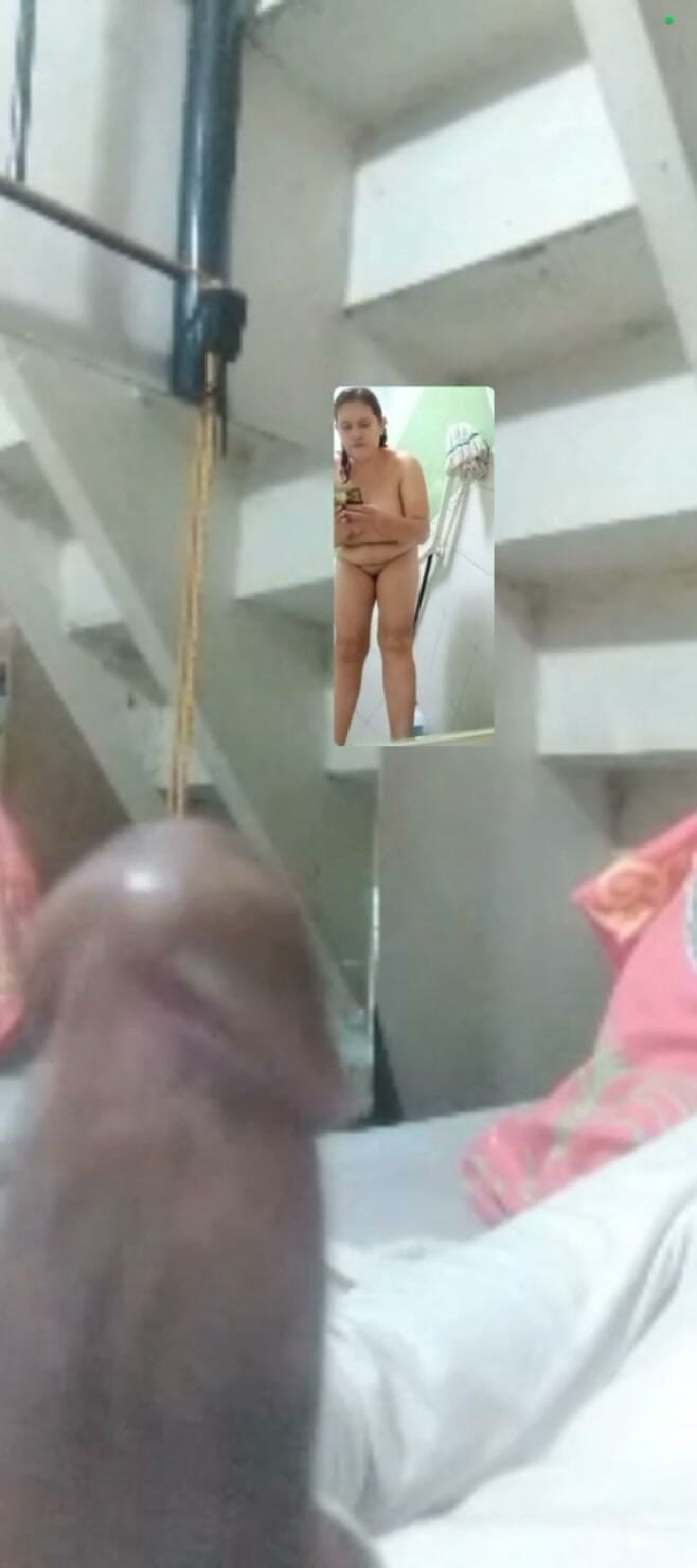 amadorrivera: Vídeo de chamada de sexo para minha esposa, ela me...