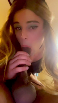 Sucking an Massive 8 Inch BBC