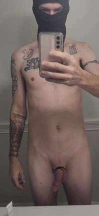 Lonely Single Male Looking for Woman Partners!