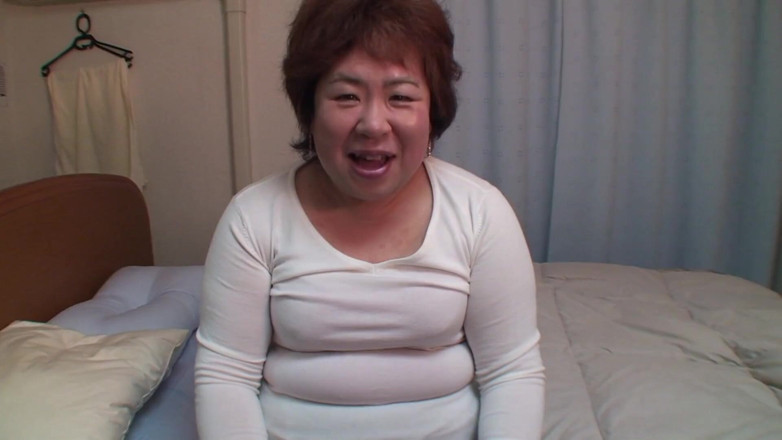 Asian Cuntz: Japanese Foursome with a 20 Year Old and a Fat Mature...