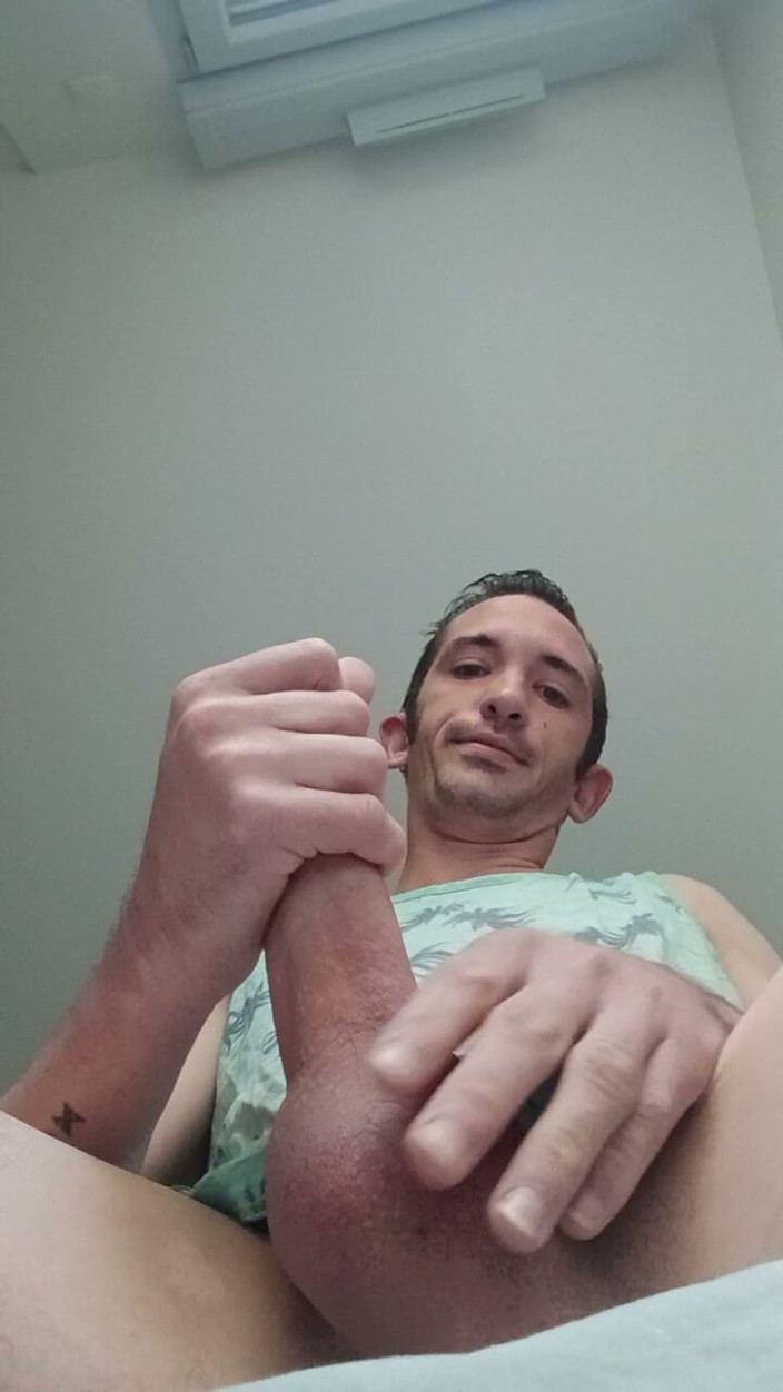 Alexis bondoux: Xxl Penis of a Young Guy with His Big Cumshot