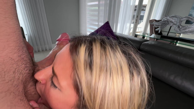 J-Mac: Die heiße blonde PAWg abby rose wird von großem schwanz...