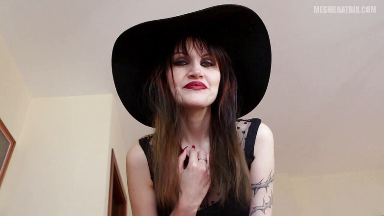 Lady Mesmeratrix Official: Aku menikahimu karena harta kekayaanmu