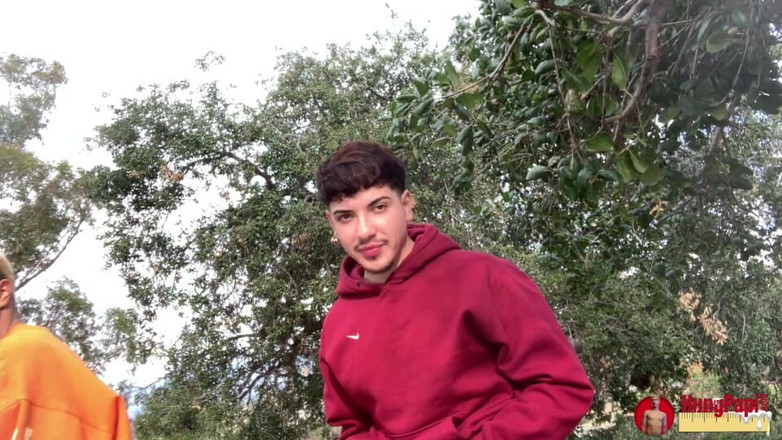 Hung Papi: Gran polla preñada por papi dotado