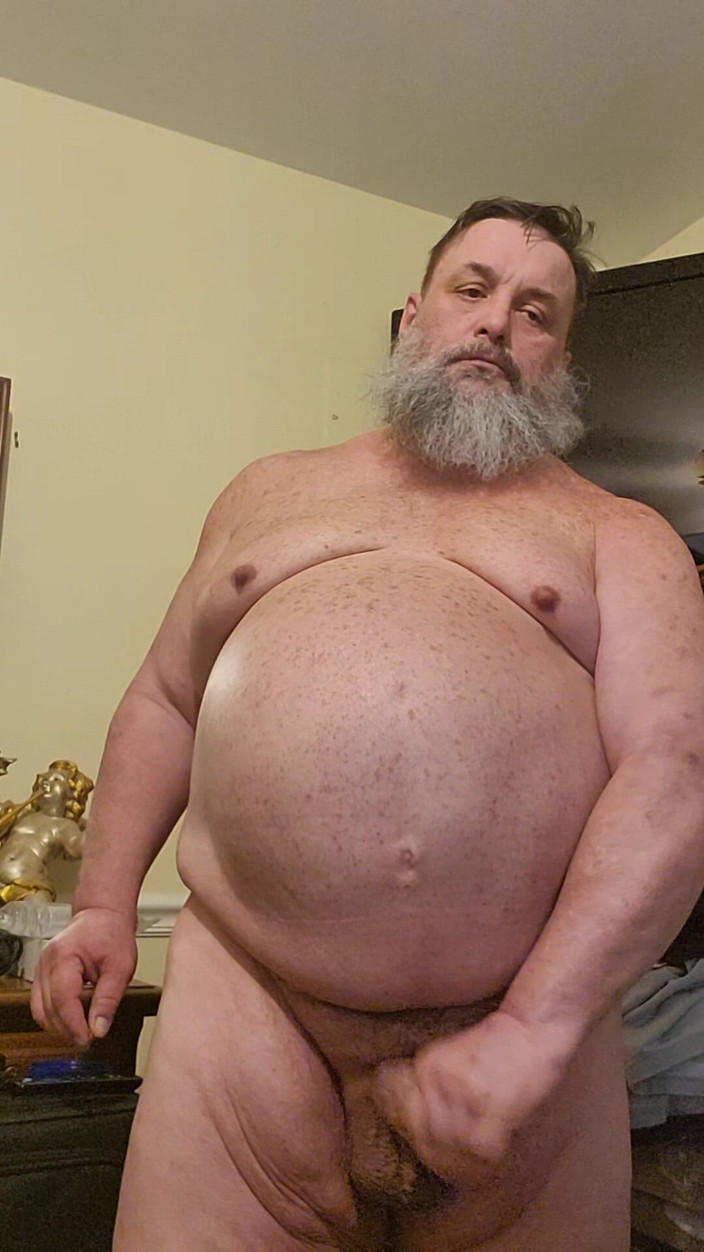 GeneWadexxx: Velký medvěd si v neděli honí svého velkého ptáka