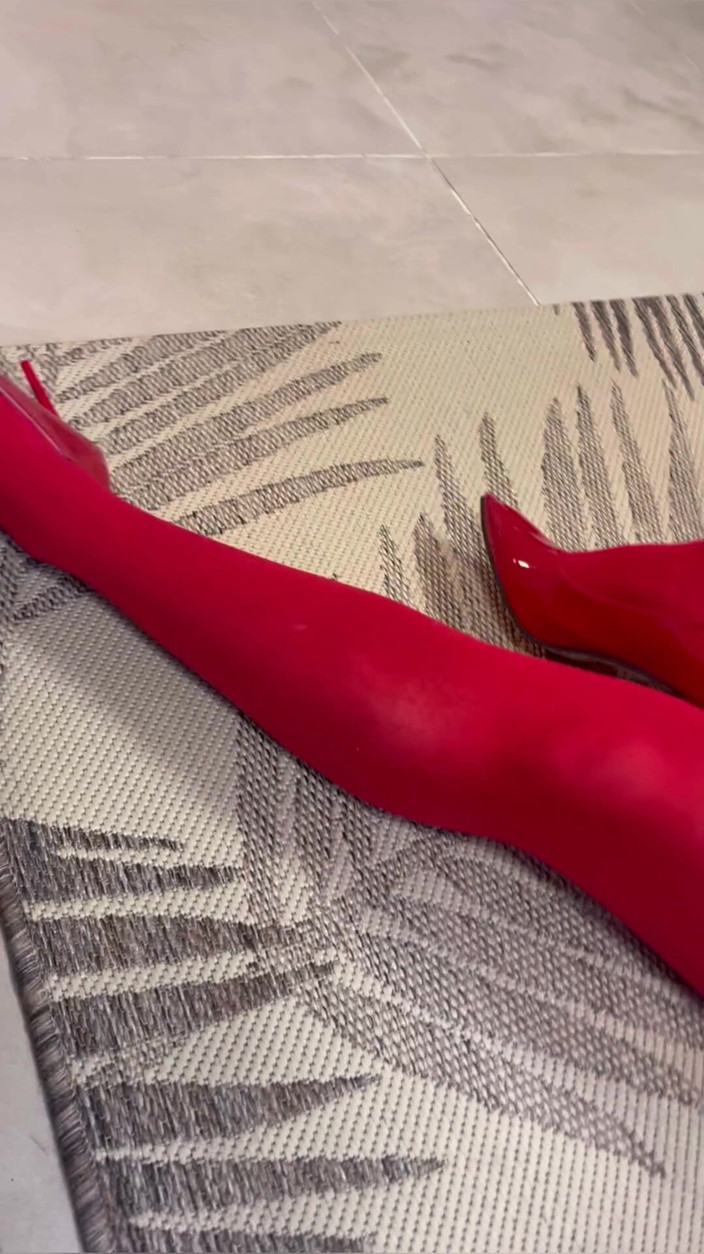 Maitresse Clara: Mes Pieds, Un Régal…