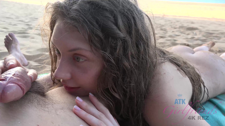 ATK Fans (Girlfriends): Vacanze virtuali in Hawaii con Elena koshka parte 1