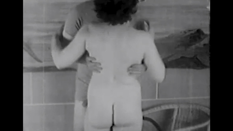 Vintage Erotic Archive: Im Urlaub - original restaurierte ausgabe