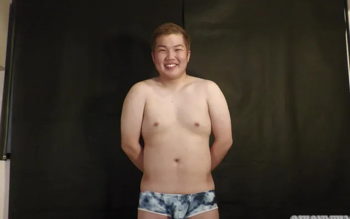 Gay Saimin Pictures: 170cm 75kg 19y Japanese muscular hairly bear big cock gay raw sex...