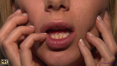 Danielle Maye: Mouth Orgasams
