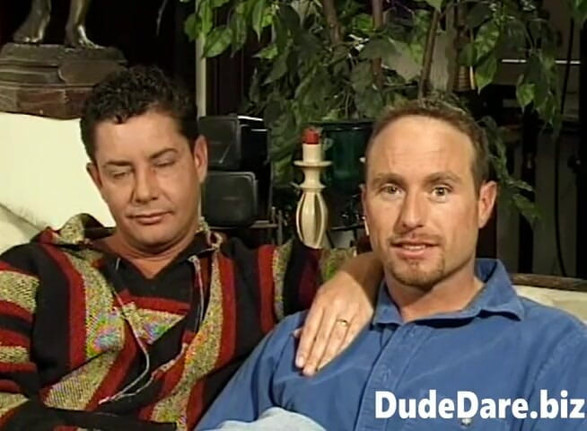 DudeDare: Casal gay fode hardcore depois de uma entrevista profunda