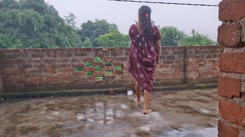 Sumaj: Desi Neha Bhabhi First Time Sex