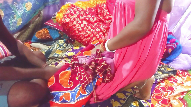 Cute Sunita: Yengenin kocasıyla evde seksi