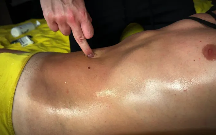 Navel fans: Silent Blindfolded Gutpunch and Navel Play