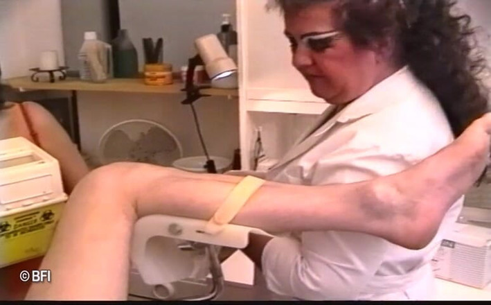 Dominate That Babe: Fisting and cumshot in the nurses office