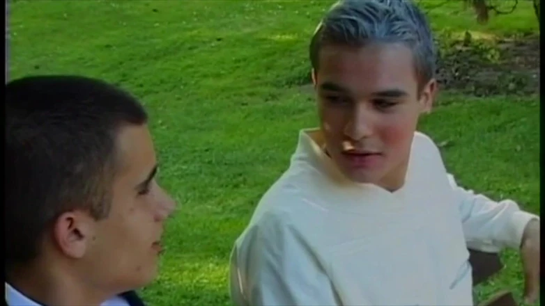 Cadinot: Cadinot - Skaffa dig en hunk i en park