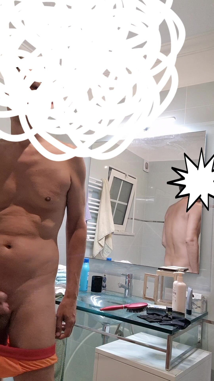 Rafael Torreano: Hứng tình trong chiếc quần lót màu cam của tôi...