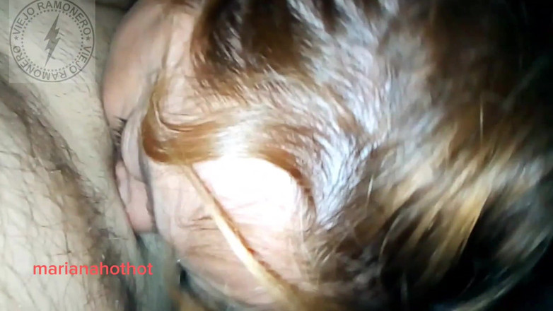 Marian sofar: Mariana - muie sexy excitată