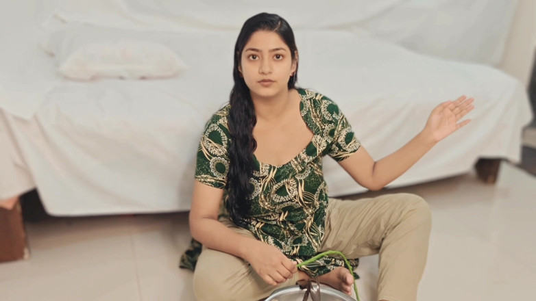 Piya pori: Chica india en casero
