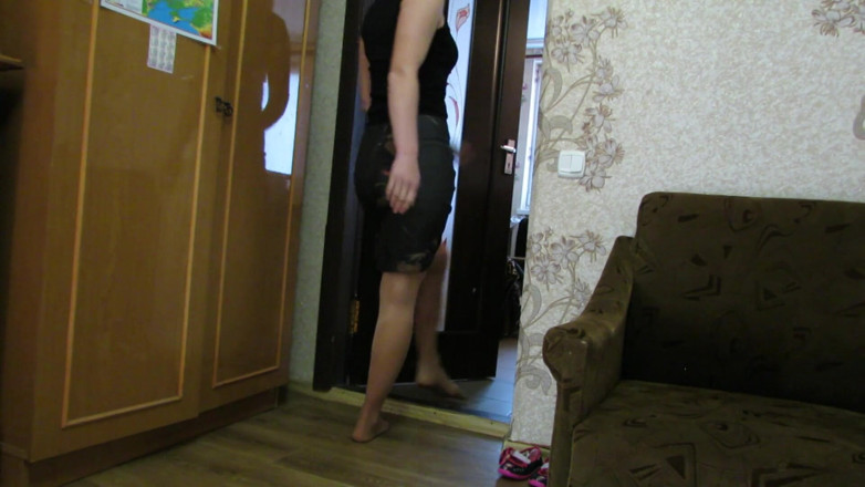 Sexi Lenka: blonde going to work