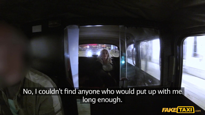Fake Taxi: Fake taxi - Karlie Simon da un facial limpio después de...