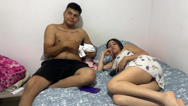 ManuelaAlvarez: Překvapil jsem svou nevlastní sestru s velkým zadkem, když jsme...