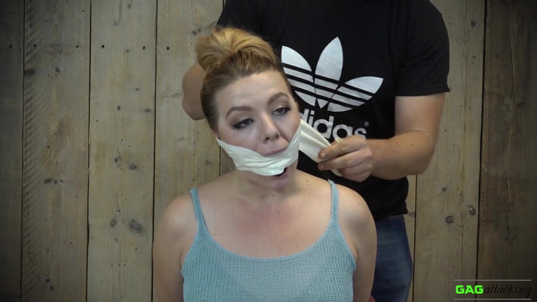 Gag Attack: Stardust - maikrophom tep gala ghontna